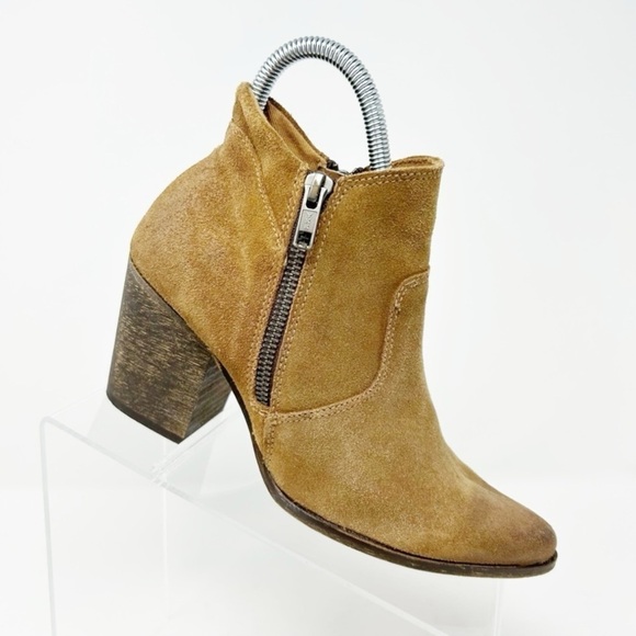 Steve Madden Tan Leather Western Style Pointed Toe Ankle Boots Size 36 Zipper - Picture 1 of 13